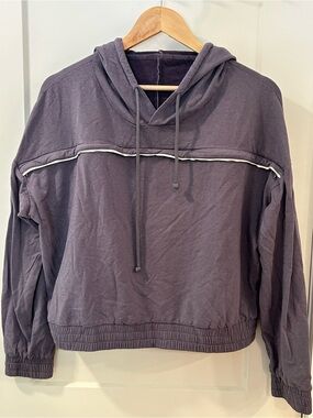 Kindred Bravely Cropped Pullover Nursing Maternity Hoodie Slate Grey Cozy XL
